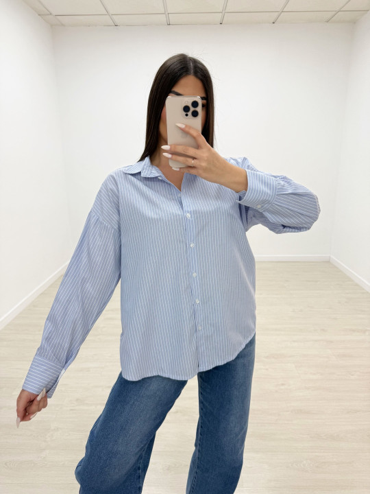 CAMISA OVERSIZE RAYAS CELESTE