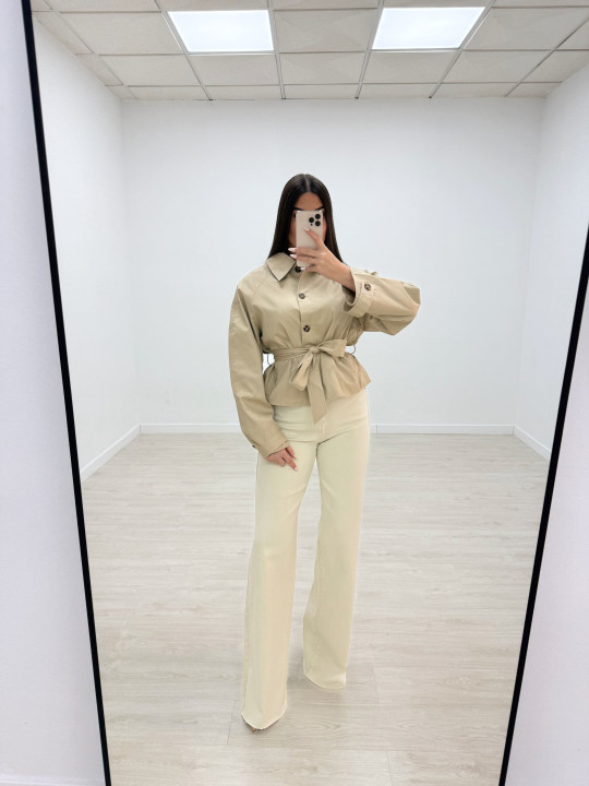 CHAQUETA GABARDINA CROP CAMEL