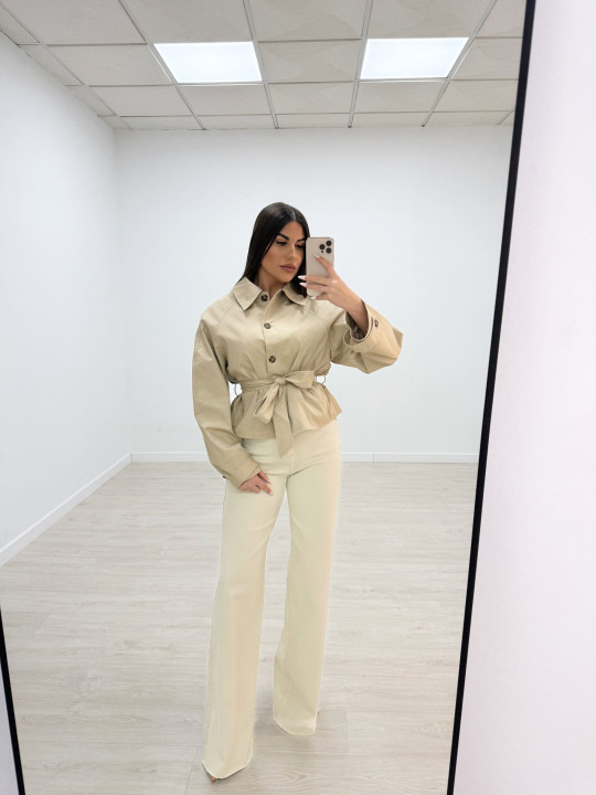 CHAQUETA GABARDINA CROP CAMEL