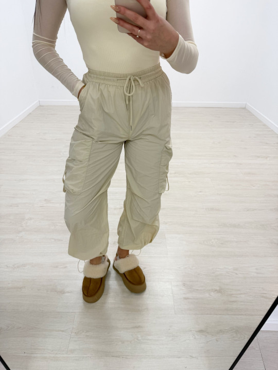 PANTALÓN CARGO VAINILLA
