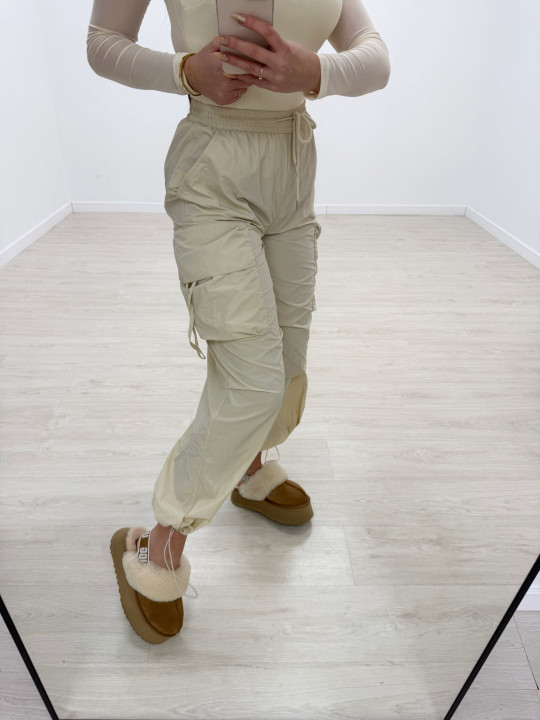 PANTALÓN CARGO VAINILLA