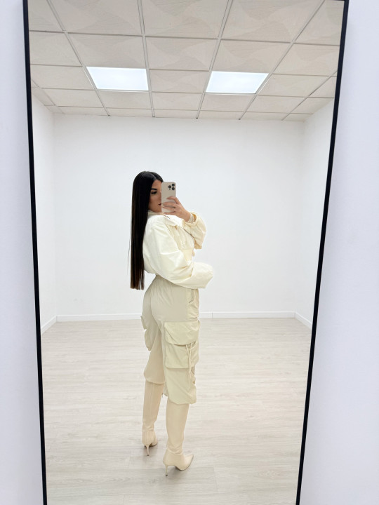 PANTALÓN CARGO VAINILLA