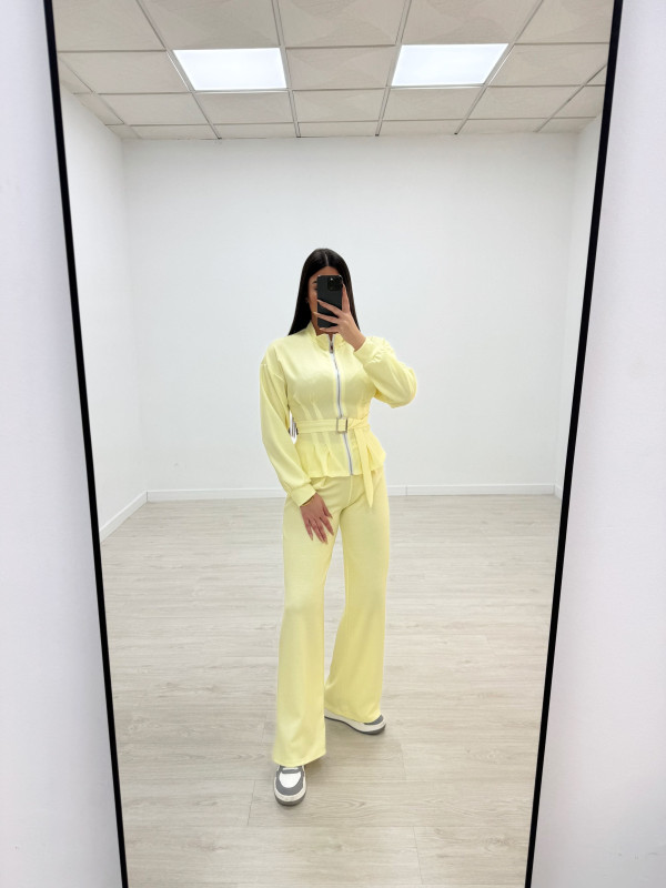 CONJUNTO OYSHO AMARILLO