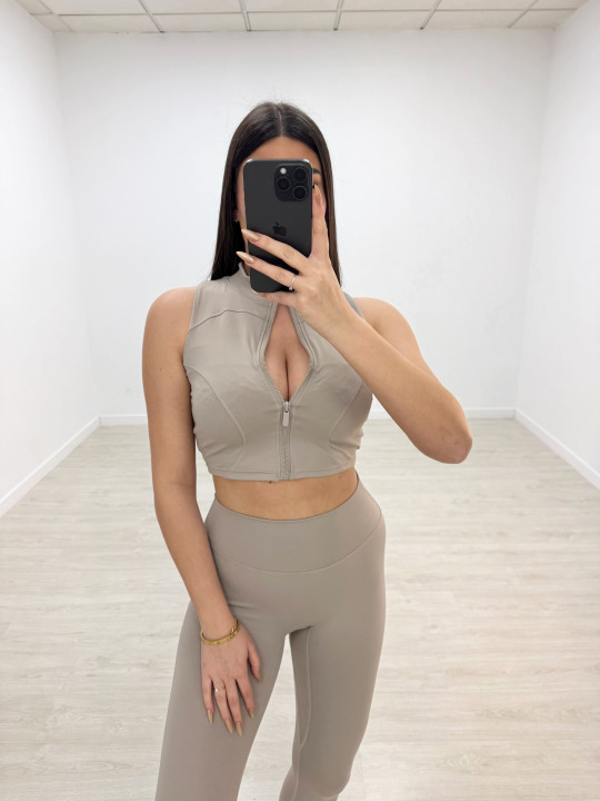 CONJUNTO DEPORTIVO SISA TOUPE