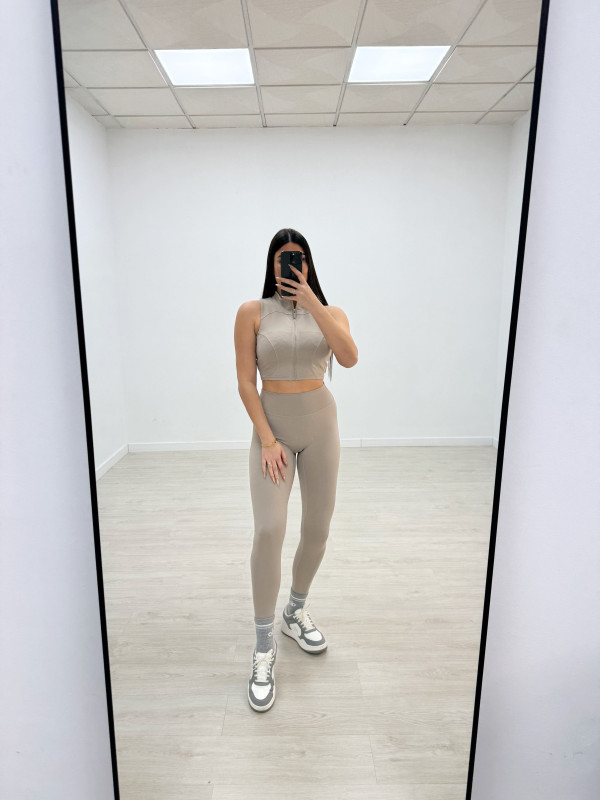 CONJUNTO DEPORTIVO SISA TOUPE