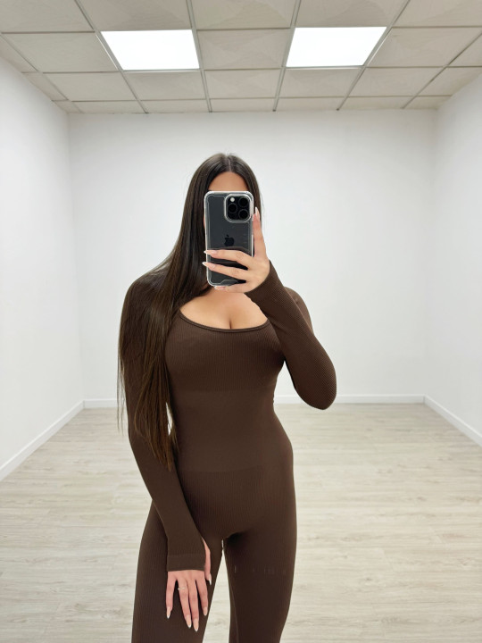 MONO REDUCTOR ESCOTE MARRÓN