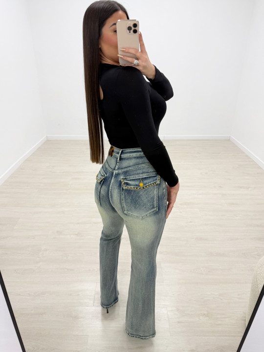 VAQUERO BOLSILLOS TACHAS