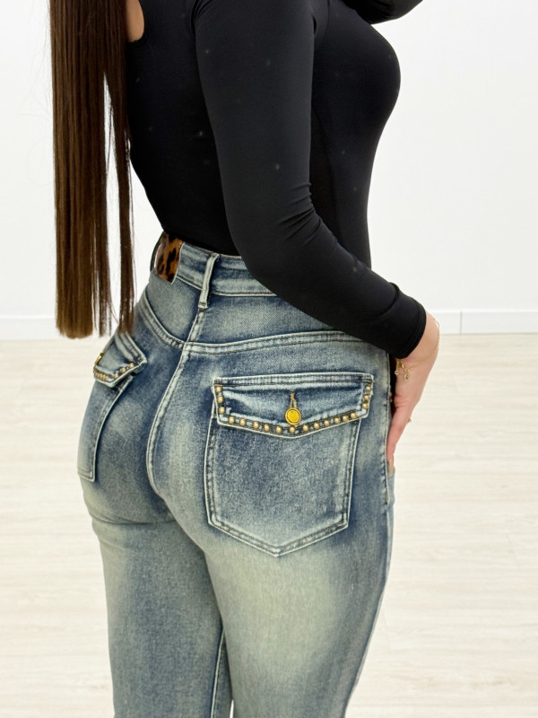 VAQUERO BOLSILLOS TACHAS