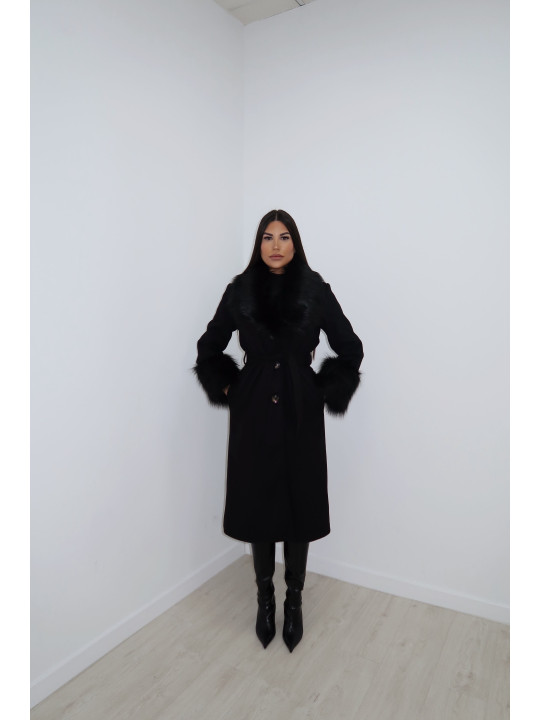 ABRIGO PELO CUELLO NEGRO