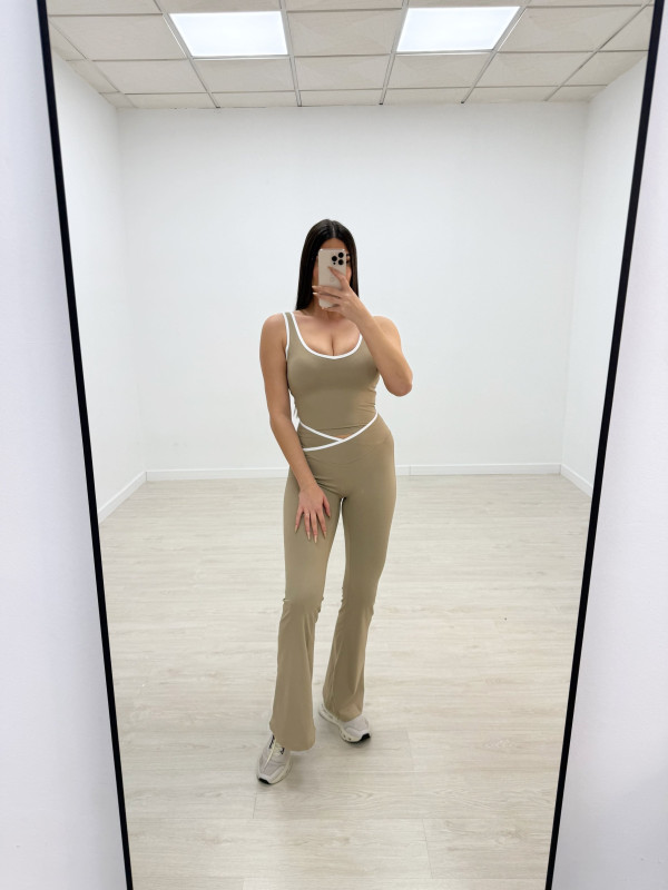 CONJUNTO YOGA PREMIUM - CAMEL