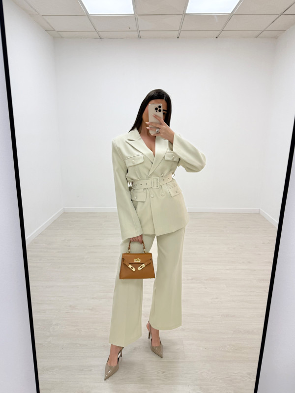 PANTALÓN DE VESTIR DOBLE BOTÓN - BEIGE