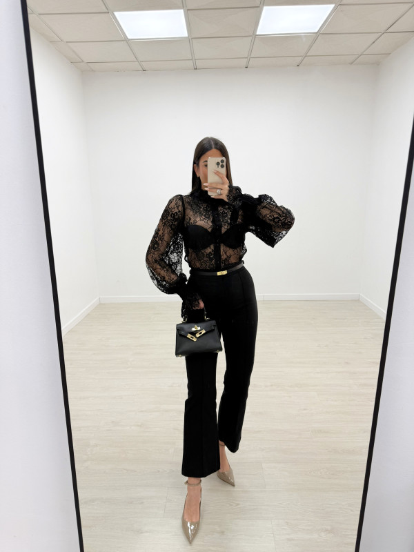 CAMISA ENCAJE PREMIUM - NEGRA