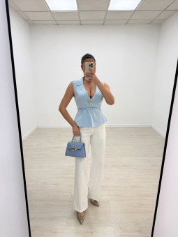 CHALECO DETALLE CINTURÓN - CELESTE