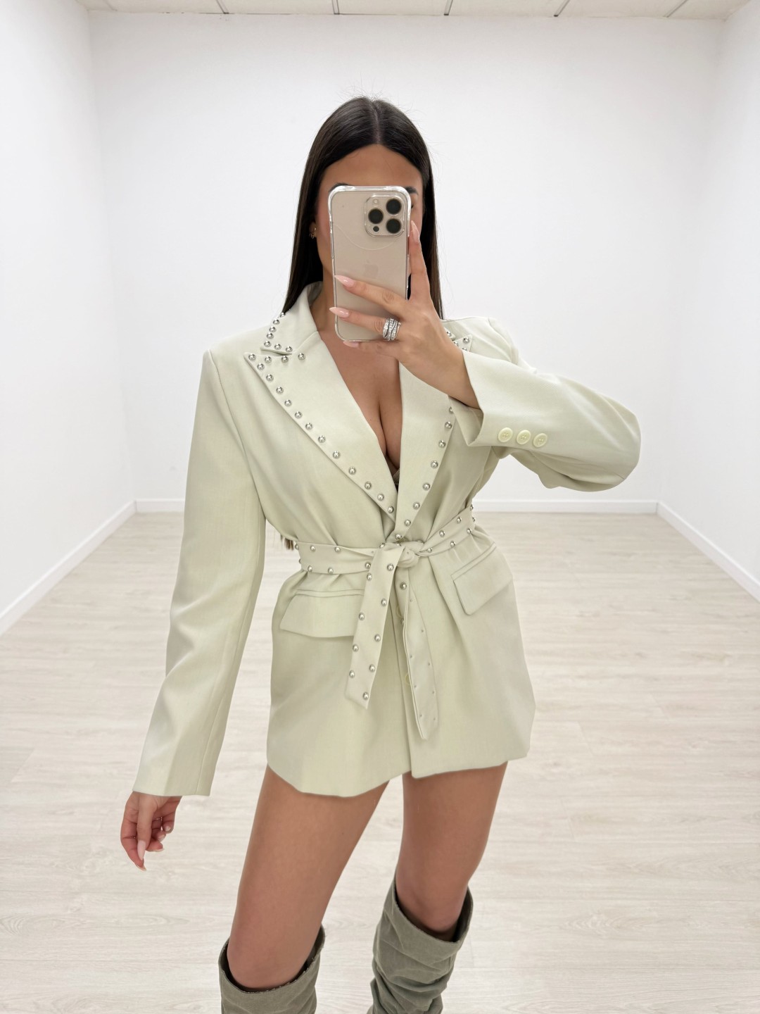 BLAZER TACHAS PREMIUM - BEIGE
