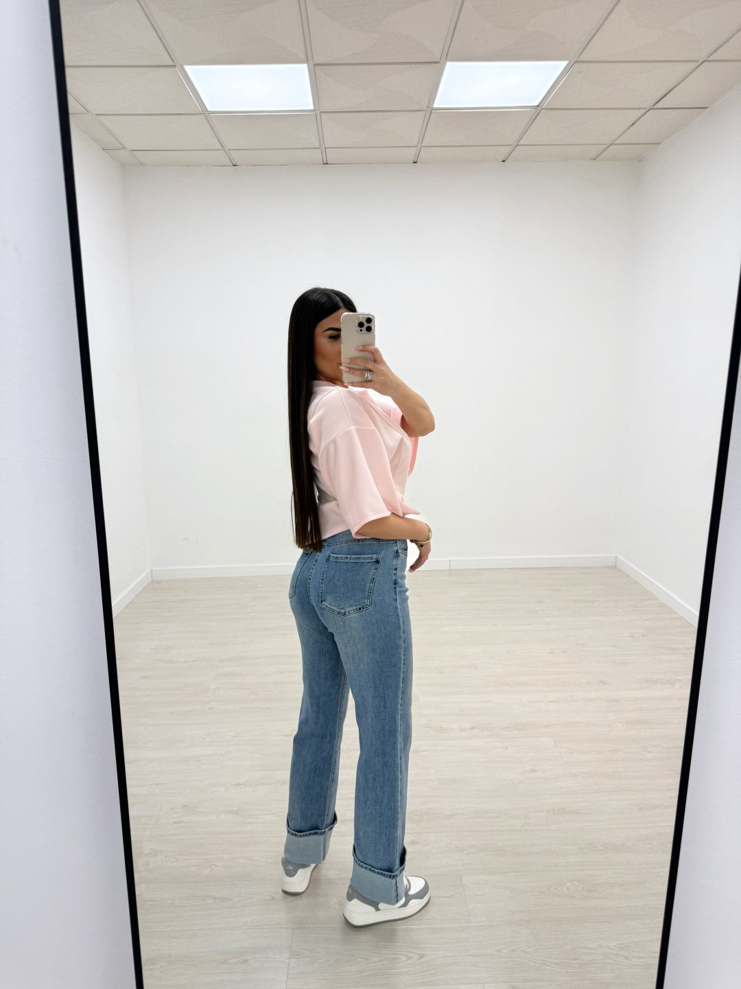 PANTALÓN VAQUERO DOBLADILLO - CLARO