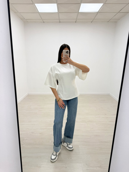 CAMISETA BASIC SILUETA - BLANCA