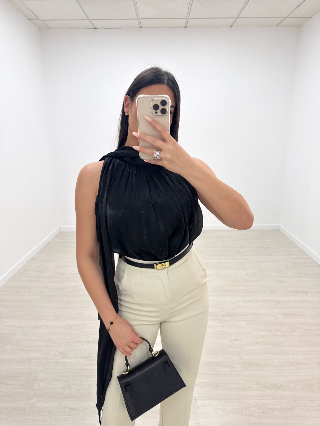 BODY GASA SATINADO NEGRO