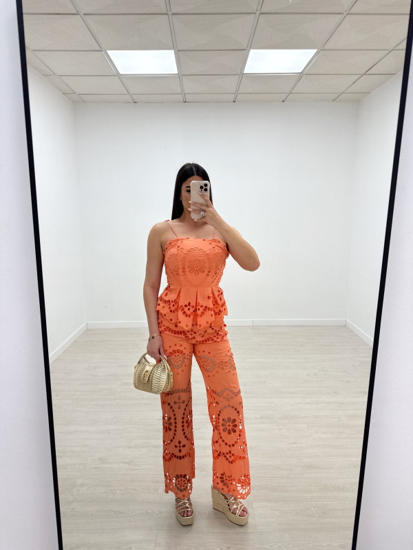 CONJUNTO BORRDADO PERFORADO CORAL