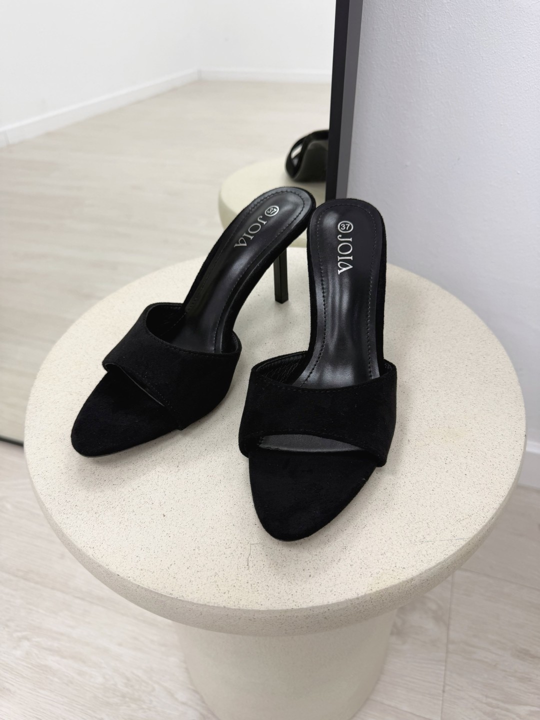MULE TACÓN BASIC - NEGRO