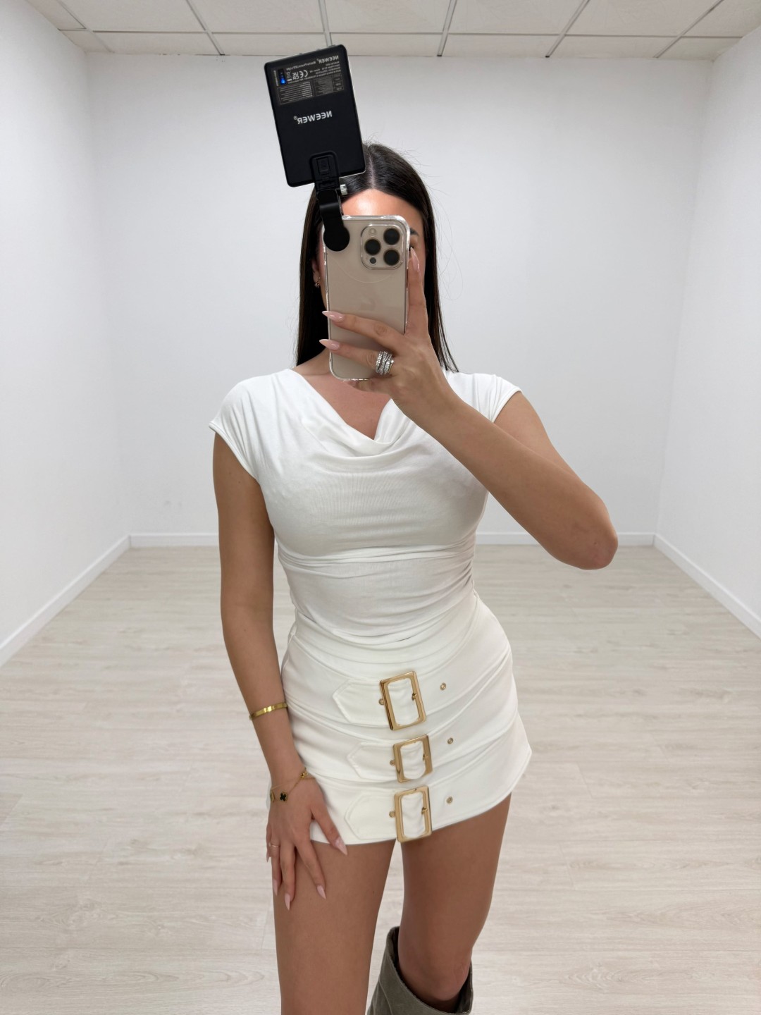 FALDA PANTALÓN HEBILLAS PREMIUM - BLANCO