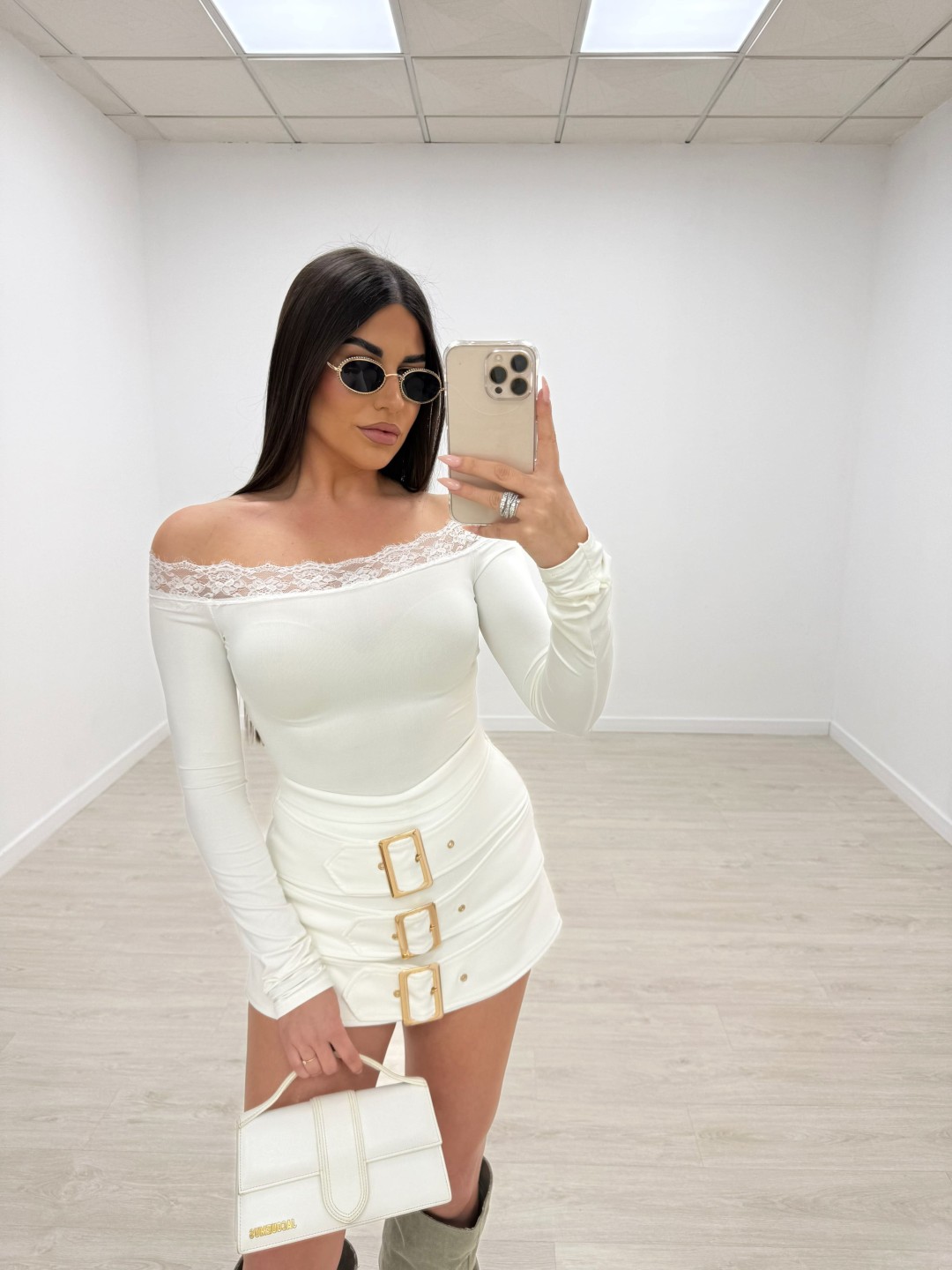 FALDA PANTALÓN HEBILLAS PREMIUM - BLANCO