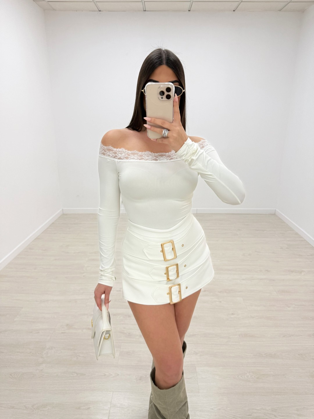 FALDA PANTALÓN HEBILLAS PREMIUM - BLANCO