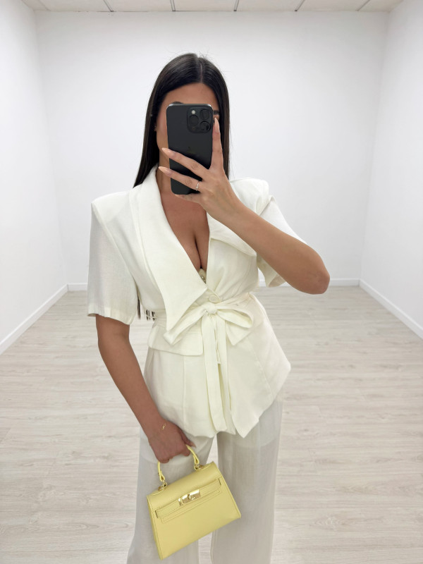 TRAJE ABRIL - BLANCO