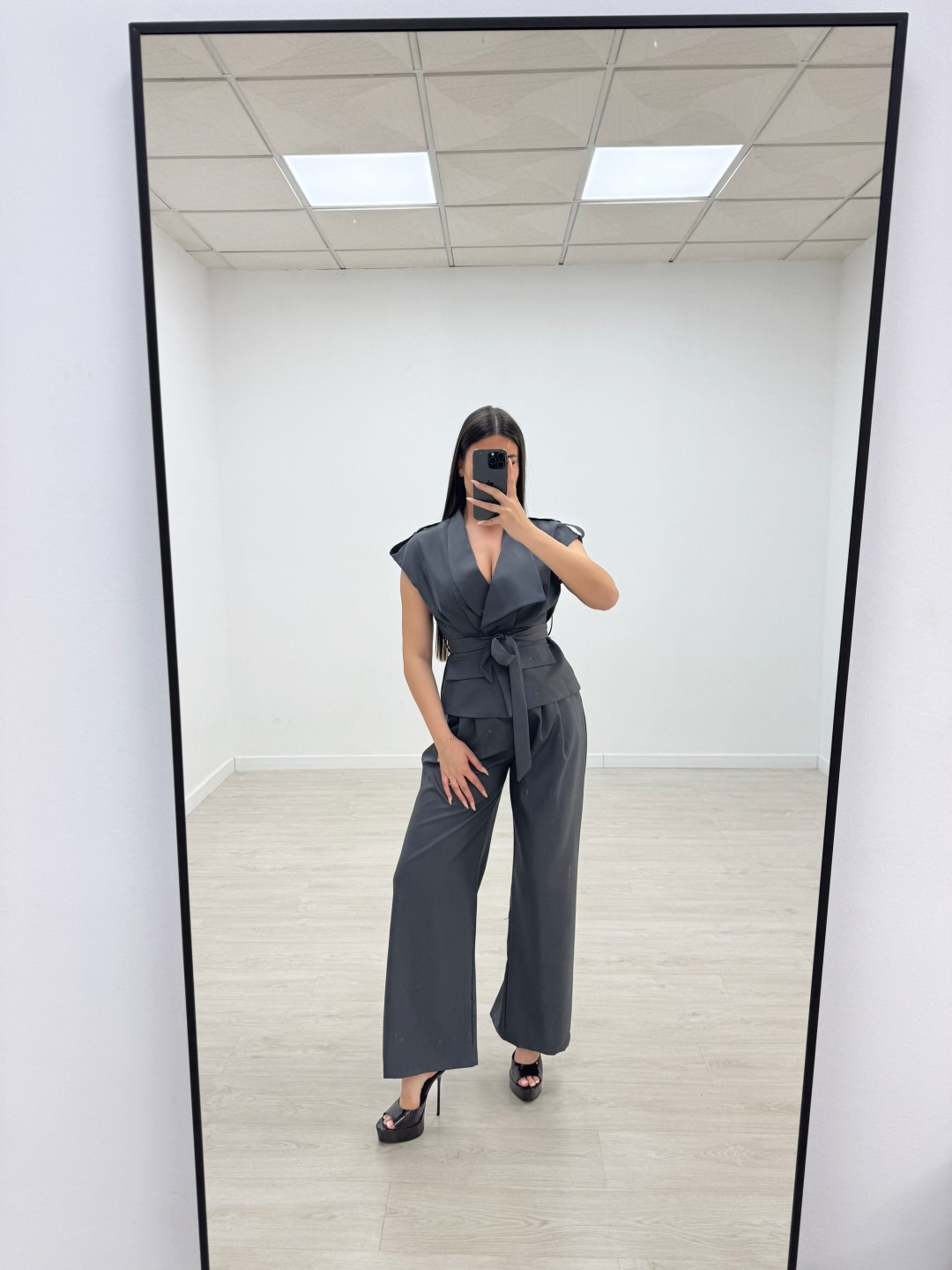 CONJUNTO LÍA PREMIUM - GRIS