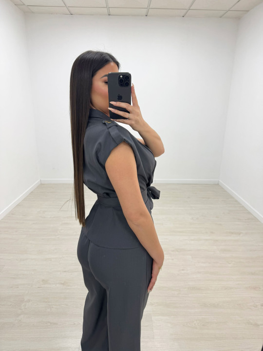 CONJUNTO LÍA PREMIUM - GRIS