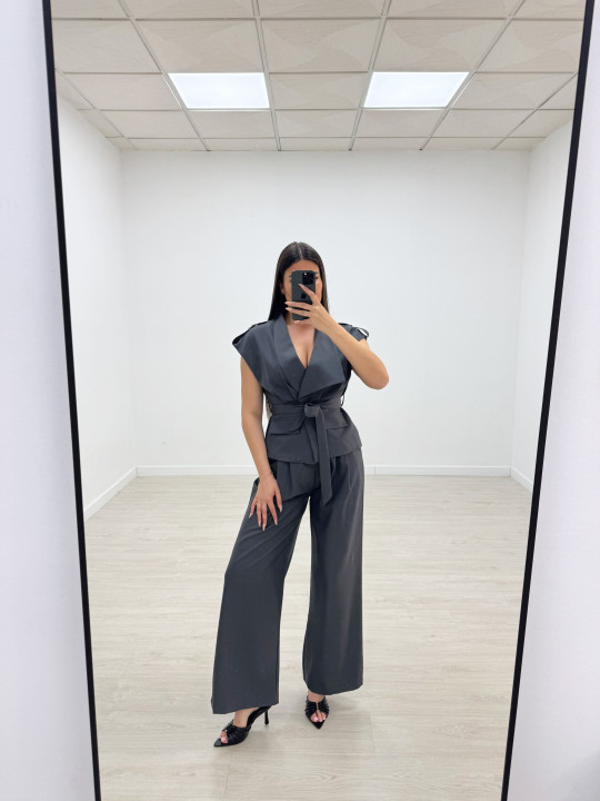 CONJUNTO LÍA PREMIUM - GRIS
