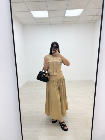 CONJUNTO FALDA NORA EXCLUSIVO CAMEL