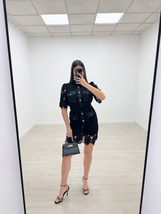CONJUNTO FALDA PERFORADO Y BORDADO - NEGRO