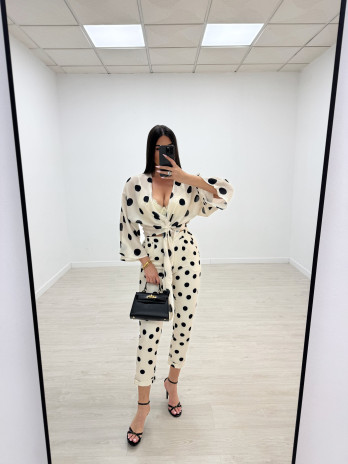 CONJUNTO LUNARES - CREMA