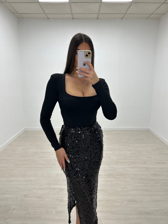 FALDA MIDI LENTEJUELAS NEGRA