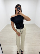 CAMISETA CORSÉ - NEGRA