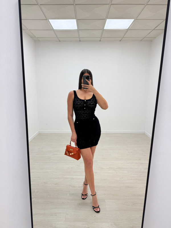 VESTIDO MINI PUNTO PERFORADO BOTONES - NEGRO