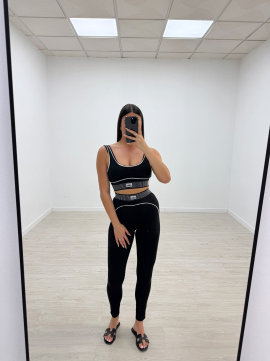 CONJUNTO DEPORTIVO A - NEGRO