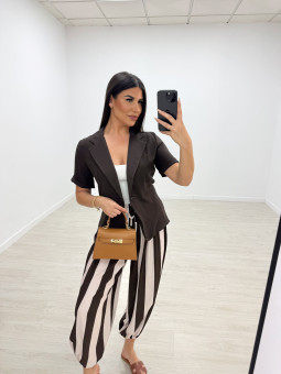 BLAZER MANGA CORTA - MARRÓN