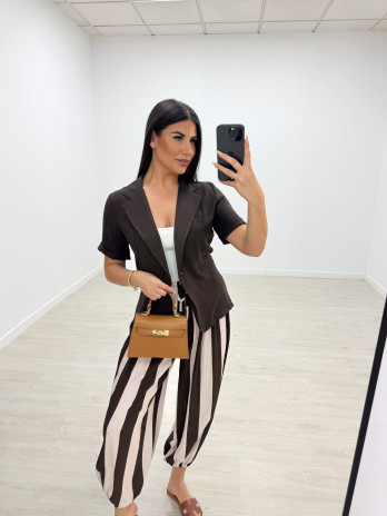 BLAZER MANGA CORTA - MARRÓN