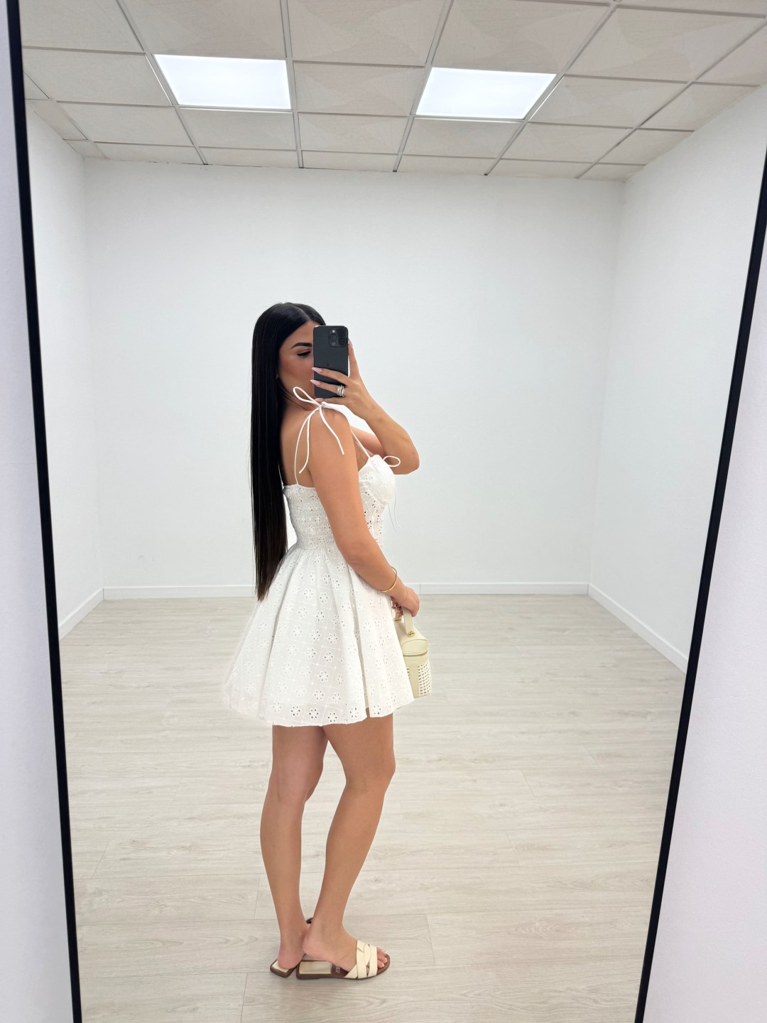 VESTIDO BORDADO COQUET