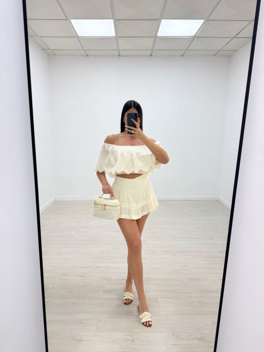 TOP BARDOT BORDADO - BEIGE