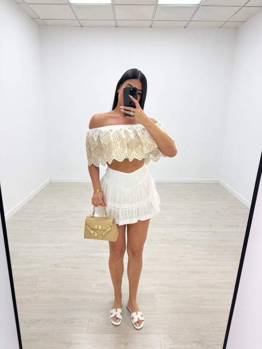 FALDA MINI BORDADA BLANCA