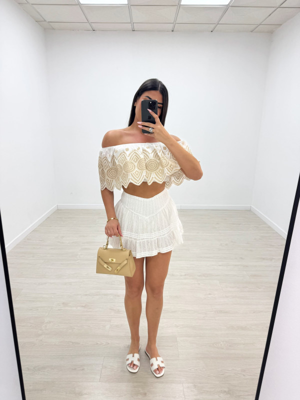 FALDA MINI BORDADA BLANCA