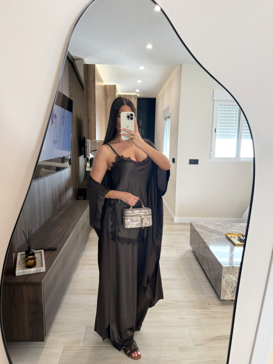 CONJUNTO EXCLUSIVO SATINADO ENCAJE - MARRÓN
