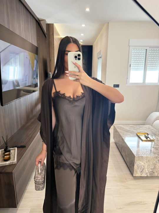 CONJUNTO EXCLUSIVO SATINADO ENCAJE - MARRÓN
