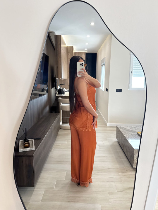 CONJUNTO EXCLUSIVO SATINADO ENCAJE - CALDERA