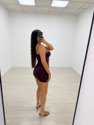 VESTIDO MINI LICRA TACHAS - BERENJENA