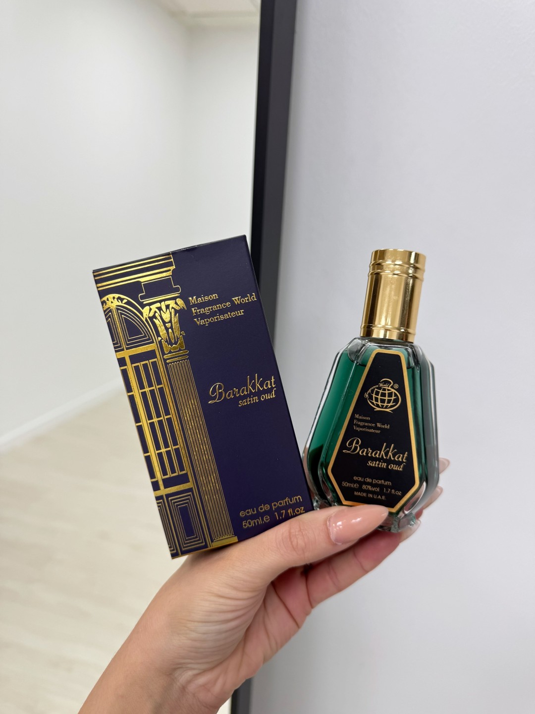 PERFUME SATIN OUD - 50ML.