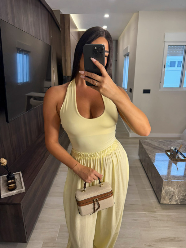 TOP HALTER LICRA FRÍA - AMARILLO