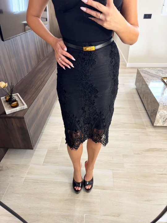 FALDA MIDI ENCAJE - NEGRA